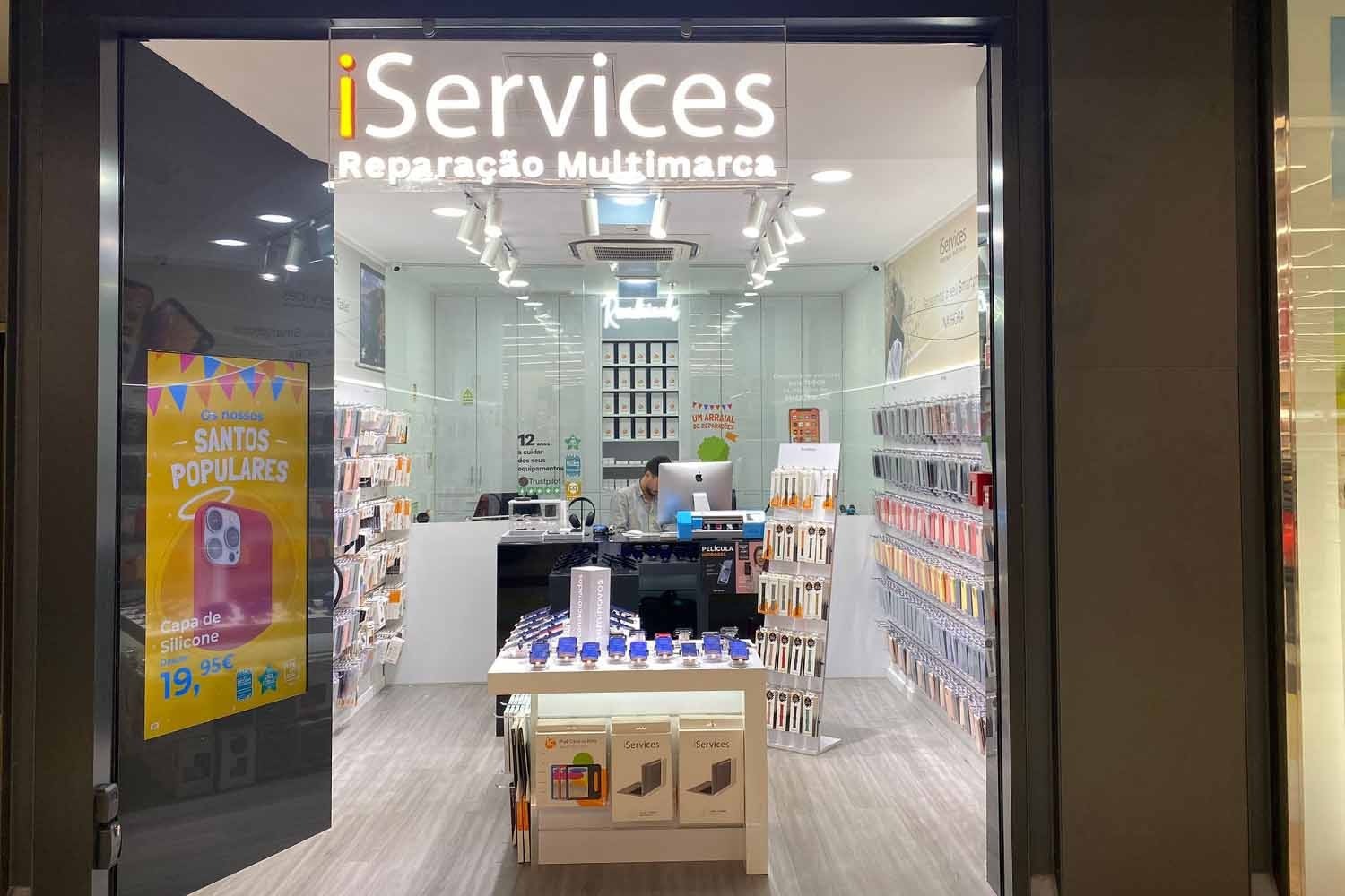 Bonjour, Avenida do Brasil ! Nous avons ouvert iServices Famalicão !